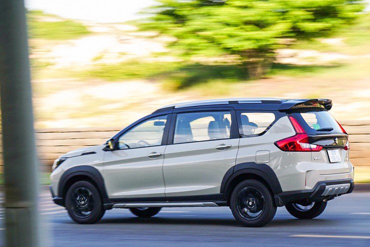 Suzuki XL7 Hybrid mang lại lợi ích kinh tế ra sao khi chạy dịch vụ - 3