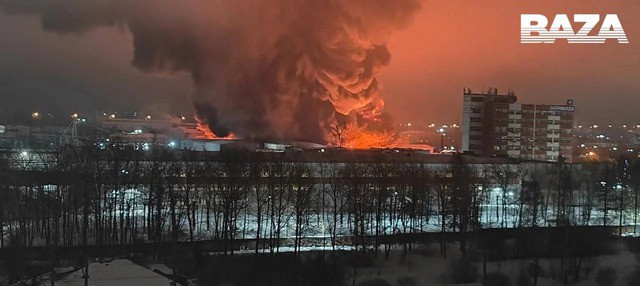 Ukraine tập kích hàng loạt khu vực của Nga trong đêm - 2
