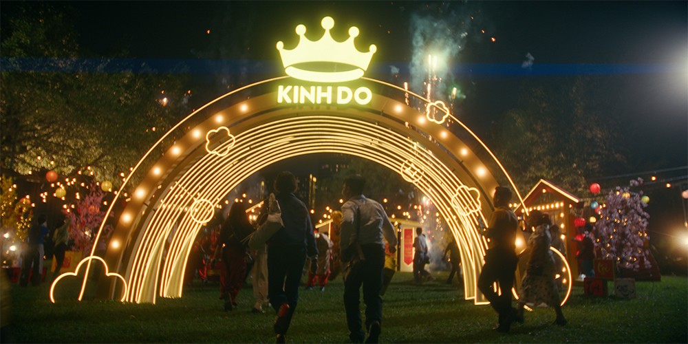 Mondelez Kinh Đô mong muốn tạo ra một không gian Tết ấm áp và vui tươi, nơi mọi người có thể cùng sẻ chia, kết nối và đón Tết như một gia đình.