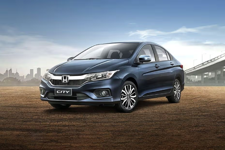 Sedan hạng B 