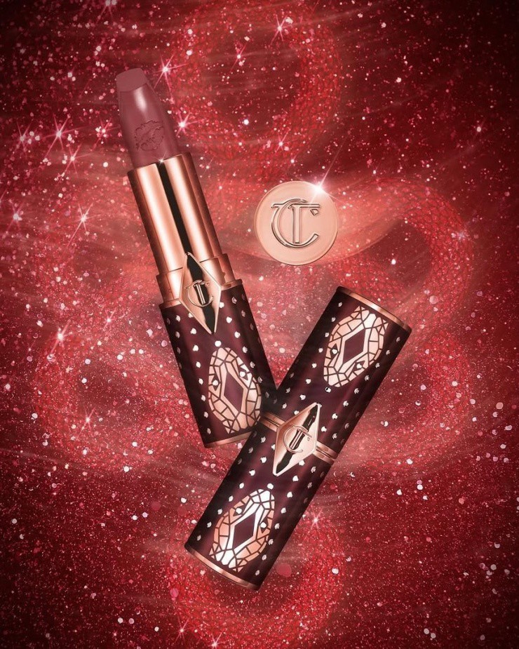 Thương hiệu mỹ phẩm của Anh Charlotte Tilbury tạo nên 