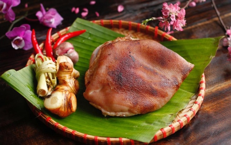 Đặc sản 'thui rơm' chế biến kỳ công ở Ninh Bình, khách ăn nhiều ngày ...