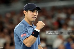 Australian Open ngày 1: Nishikori ngược dòng kinh điển, Sabalenka thắng dễ Stephens