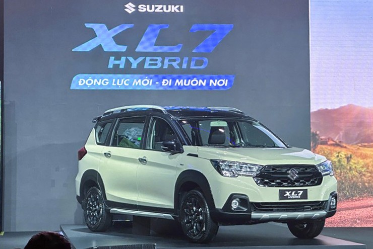 Giá xe Suzuki XL7 mới nhất tháng 1/2025, ưu đãi tới 35 triệu đồng - 2