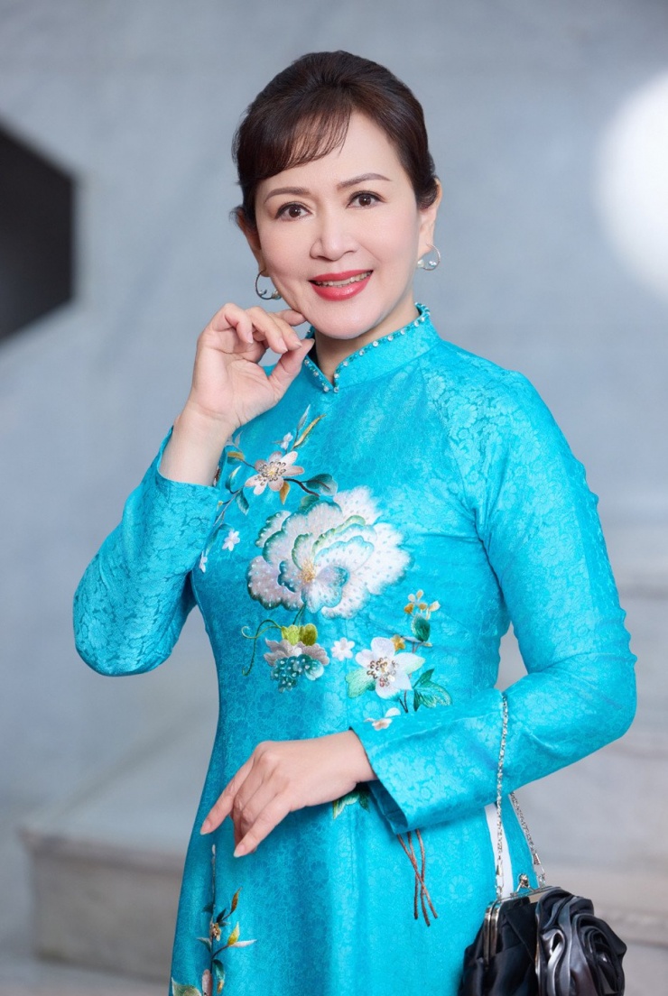 NSND Minh Hòa.