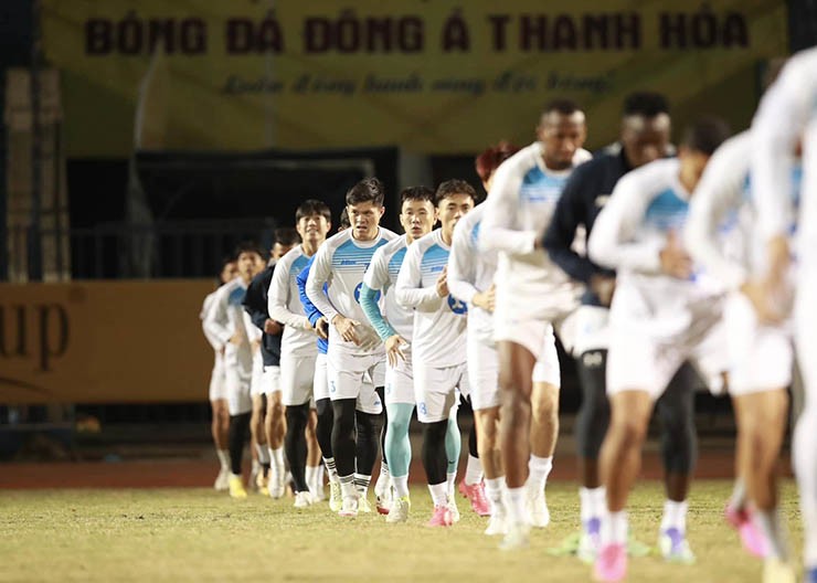 Trực tiếp bóng đá Thanh Hóa - Nam Định: Chủ nhà dốc sức tìm bàn thắng (V-League) - 3