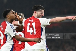 Nóng bảng xếp hạng Ngoại hạng Anh: Arsenal hạ Tottenham, gây áp lực lên Liverpool