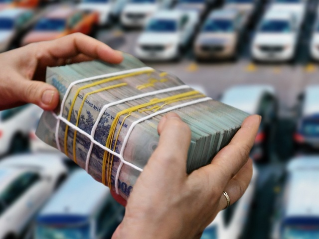 Ngân hàng rao bán lô 27 xe ô tô, giá khởi điểm chỉ vài chục triệu đồng