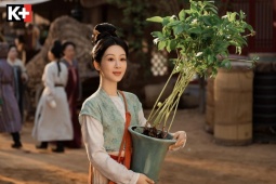 Giải mã thành công rực rỡ của Quốc Sắc Phương Hoa