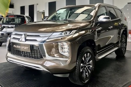 Giá xe Mitsubishi Pajero Sport mới nhất tháng 1/2025