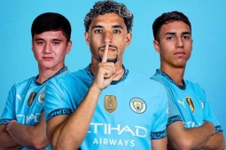 Bóng đá - Man City đón 3 tân binh cùng lúc, chơi lớn sau khi &quot;trói&quot; Haaland gần 10 năm