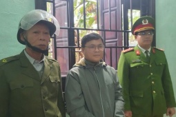 Tin tức trong ngày - Bắt nguyên cán bộ Văn phòng Đoàn đại biểu Quốc hội và HĐND TP Huế