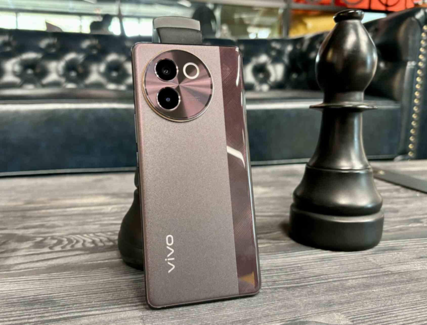 Vivo V30e