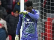 Bóng đá - Onana mắc sai lầm thường xuyên hơn De Gea, bị chê tệ nhất lịch sử MU