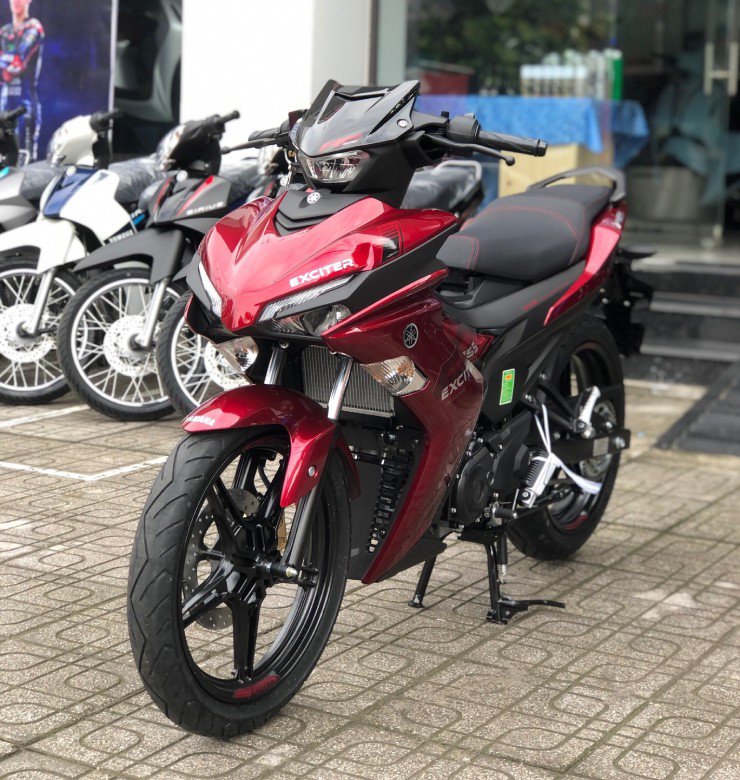 Phái mạnh nên chọn Honda Winner X hay Yamaha Exciter 155 VVA đi chơi xuân? - 9