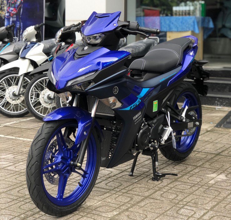 Phái mạnh nên chọn Honda Winner X hay Yamaha Exciter 155 VVA đi chơi xuân? - 3