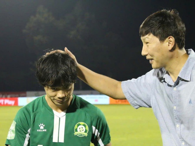 HLV Kim Sang-sik và góc nhìn độc đáo về bóng đá Việt Nam