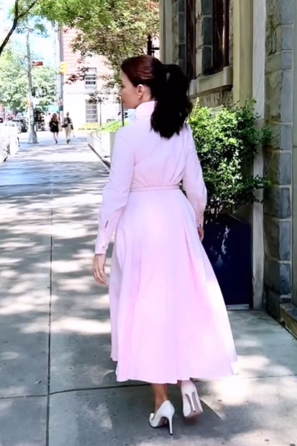 Sao phim "Sex and the City" nuột nà ở tuổi 60.