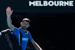 Djokovic buồn vì chấn thương, ám chỉ lần cuối tham dự Australian Open