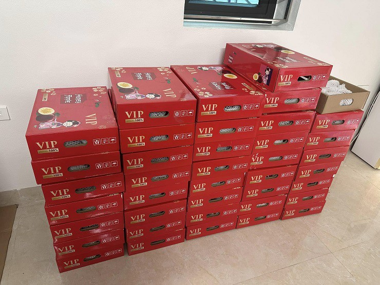 Đặt 40 thùng táo mật trên mạng, chị H. bật ngửa vì chất lượng không liên quan những gì quảng cáo.