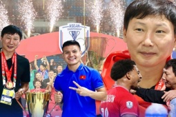 Bóng đá - HLV Kim Sang Sik, từ chiếc vali sẵn sàng về nước đến ngôi vô địch AFF Cup làm triệu fan vỡ òa