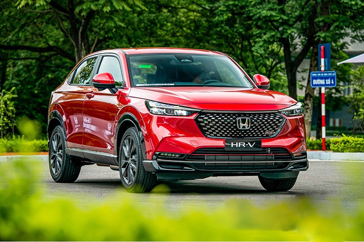 Giá xe Honda HR-V tháng 1/2025, giảm 50% phí trước bạ và tặng bảo hiểm thân vỏ - 2