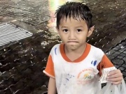 Bạn trẻ - Cuộc sống - Cậu bé dầm mưa tới trả tiền chủ quán cơm đã giúp mình, nói một câu khiến cả MXH nghẹn ngào 