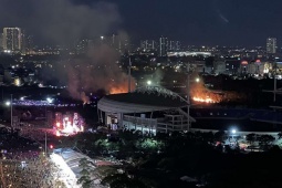 Tin tức trong ngày - Dừng trình diễn drone chào năm mới ở Mỹ Đình