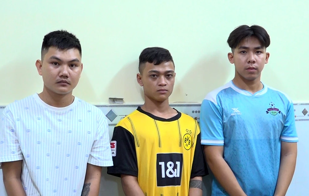 3 thanh niên có hành vi giết người đêm 28 Tết bị bắt giữ ngay sau đó. Ảnh: CACC