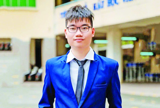 Nguyễn Mạc Nam Trung, thủ khoa “kép” của Trường Đại học Khoa học Tự nhiên TPHCM