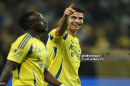 Ronaldo chói sáng đón tuổi 40, ghi bàn - kiến tạo giúp Al Nassr thắng kịch tính