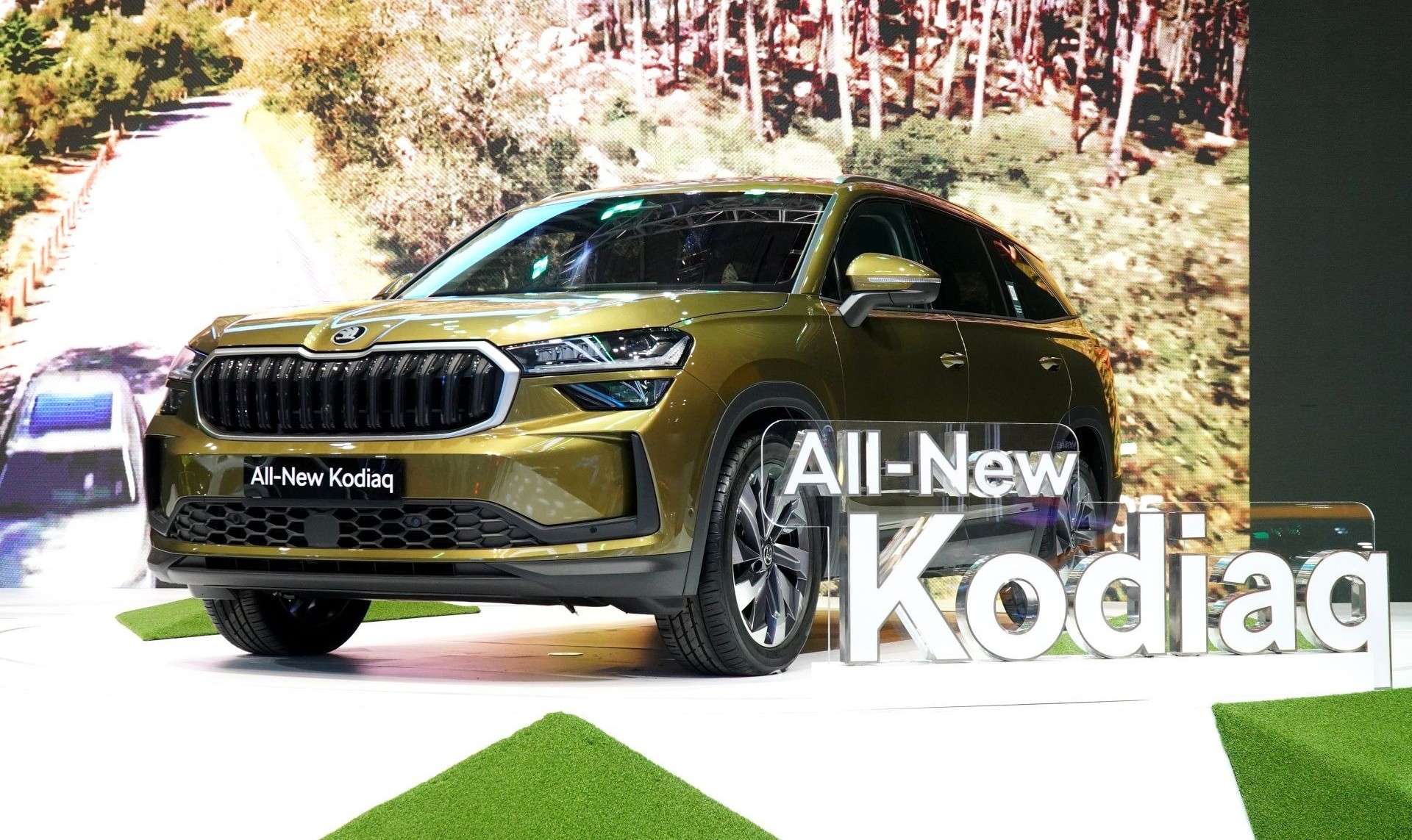 Đại lý bắt đầu nhận cọc xe Skoda Kodiaq mới - 1