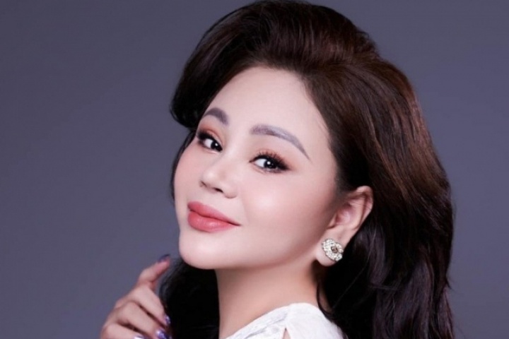 Lê Giang tuổi 53 hết duyên với đàn ông, biết sợ phẫu thuật thẩm mỹ