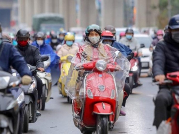 Miền Bắc trời mưa rét ngày đầu đi làm sau Tết