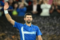 Djokovic vượt Alcaraz lên số 2 thế giới ở bảng xếp hạng chuẩn nhất tennis
