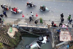 Thông tin mới về sức khỏe cháu bé trong vụ ô tô lao xuống mương khiến 7 người tử vong