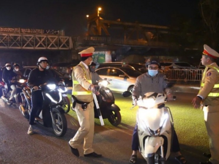 Chi tiết mức phạt các lỗi vi phạm giao thông thường gặp với xe máy