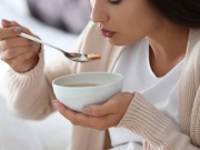 Sức khỏe đời sống - Bệnh cúm ăn gì, kiêng gì để nhanh khỏi?