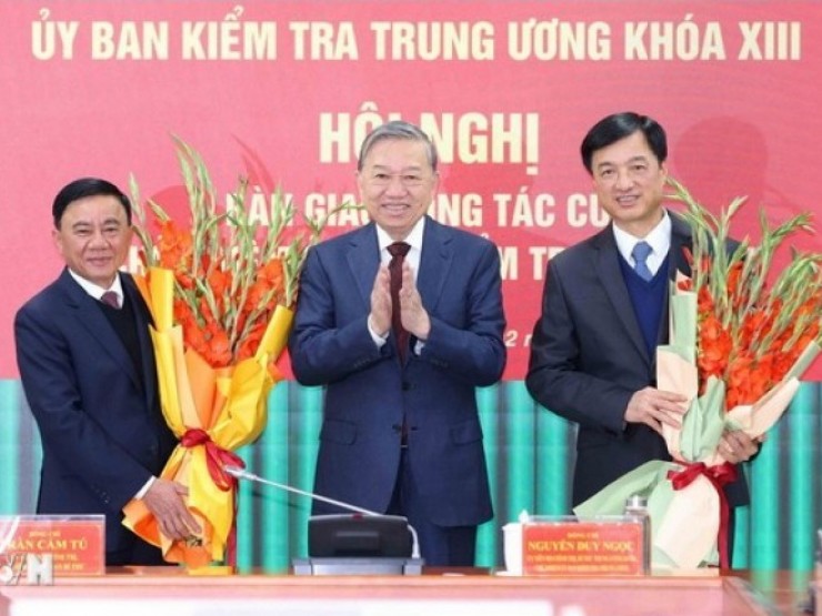 Tổng Bí thư Tô Lâm dự Hội nghị bàn giao công tác của Chủ nhiệm Ủy ban Kiểm tra Trung ương