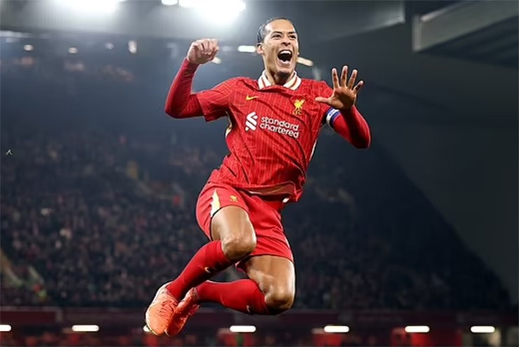 Van Dijk là hậu vệ Premier League ghi bàn số 1 kể từ năm 2018 đến nay với 26 bàn