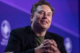 Elon Musk hứa sẽ làm cho Tesla vĩ đại trở lại