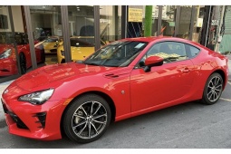 Doanh nhân Cường Đô La  " tậu "  xe số sàn Toyota 86 hàng hiếm