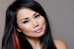 'Lynda Trang Đài giàu có, gặp sự cố vì tính hay quên'