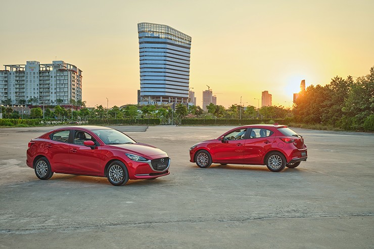 Giá xe Mazda2 niêm yết và lăn bánh tháng 2/2025 - 3