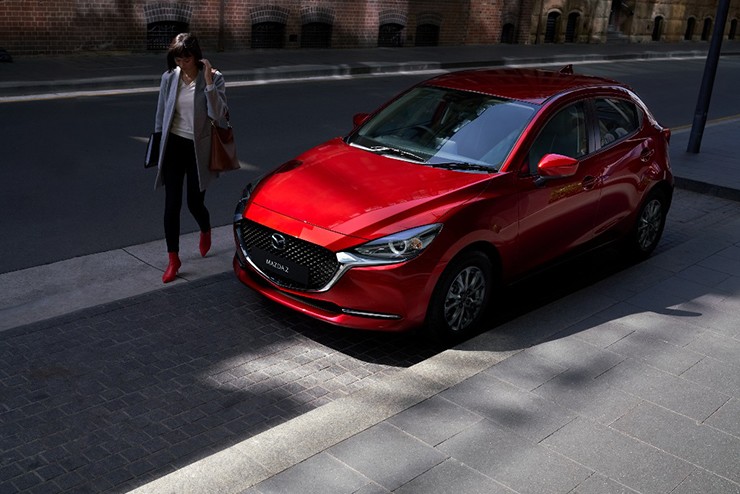 Giá xe Mazda2 niêm yết và lăn bánh tháng 2/2025 - 2