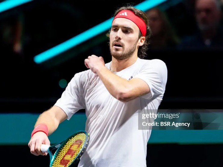 Kịch tính tennis ATP & WTA 500: Tsitsipas thua sốc, De Minaur thể hiện đẳng cấp