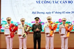 5 trưởng phòng Công an tỉnh Hải Dương xin nghỉ công tác trước tuổi