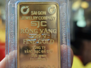 Kinh doanh - Giá vàng hôm nay 9-2: Đồng loạt dự báo tăng tiếp