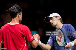 Kịch tính tennis ATP & WTA 500: De Minaur giành vé chung kết, Bencic đăng quang xứng đáng