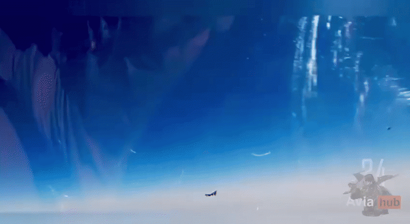 Chiến đấu cơ Su-34 Nga thả pháo sáng 'lên đầu' UAV MQ-9 Reaper Mỹ - 1